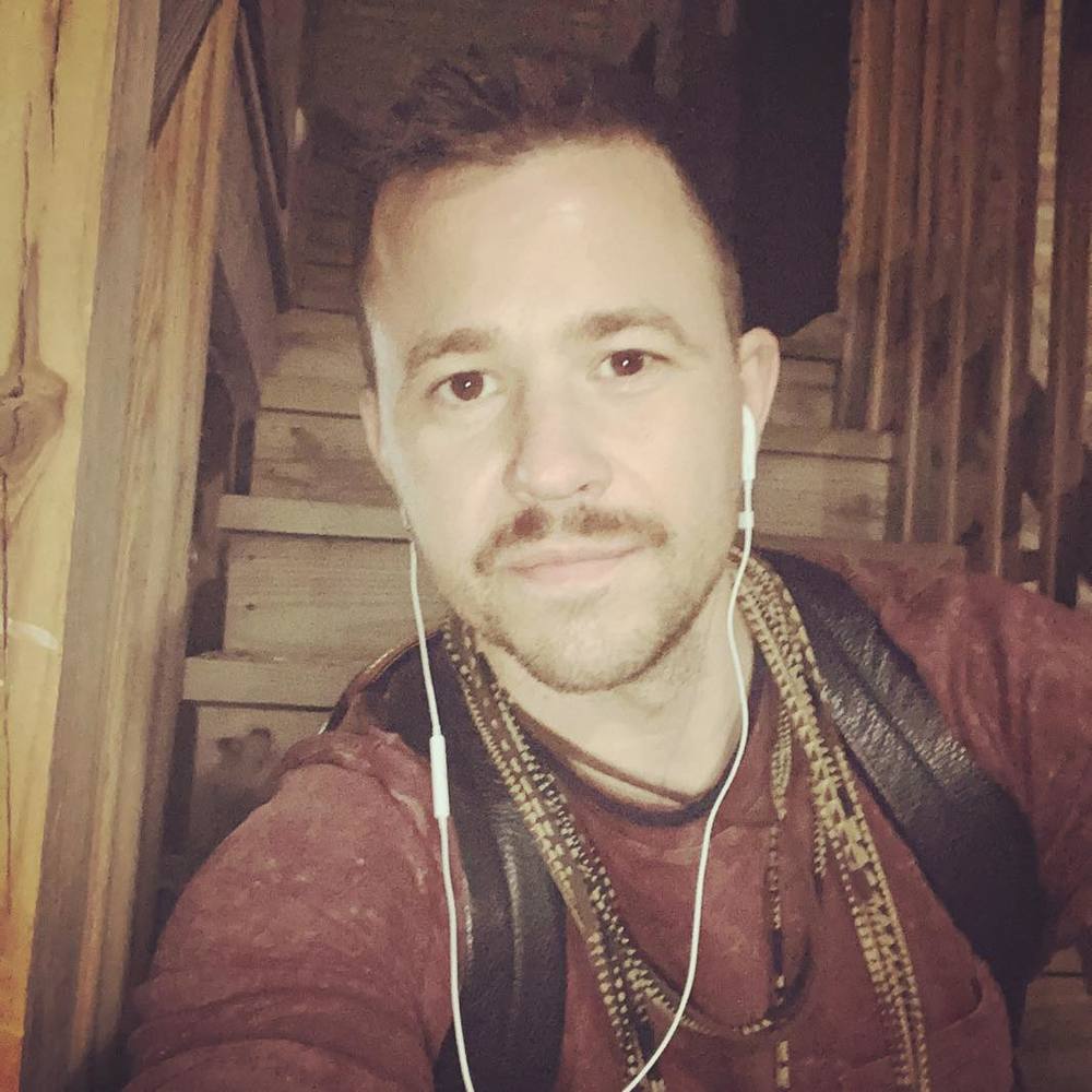 Meet your Posher, Wade